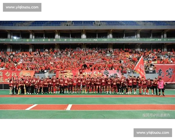绿茵逐梦燃情岁月铸就足球荣耀传奇辉煌史诗新时代风云征程荣耀再起